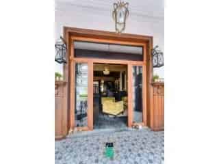 Huis te koop Blankenberge - Luxe gerenoveerde woning met bar en wellness