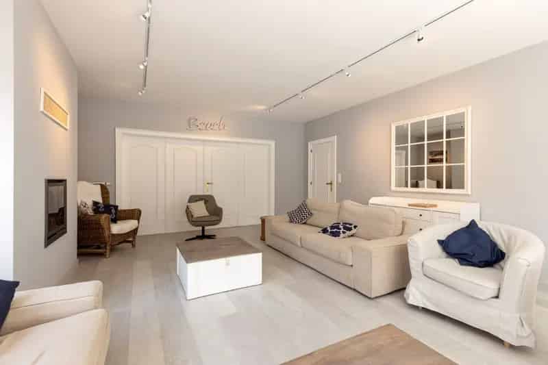 Volledige gerenoveerde woning