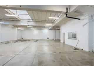 Magazijn Werkplaats te Koop Sint-Jans-Molenbeek 384m²