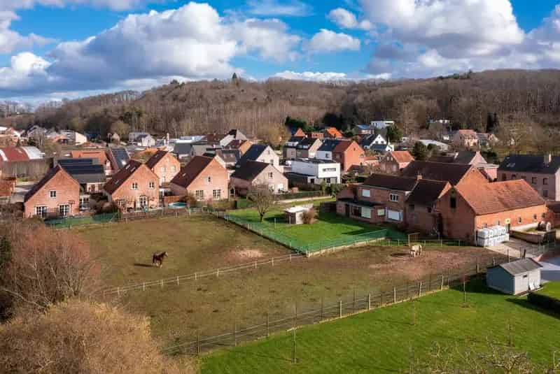 Projectgrond van 40are met verschillende mogelijkheden nabij Leuven
