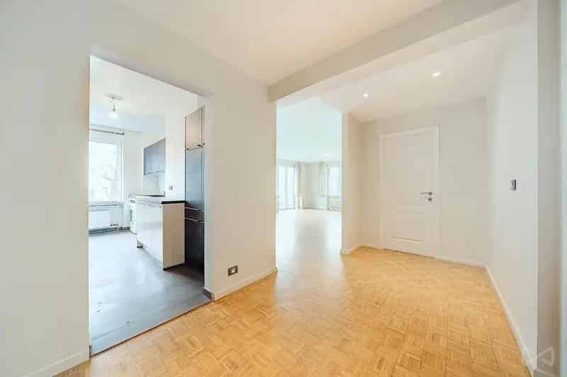 Appartement met twee slaapkamers in Uccle