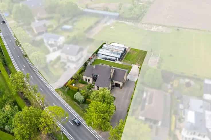Huis Te Koop Lochristi Zaffelare Ruime Woning Garage Bijgebouw