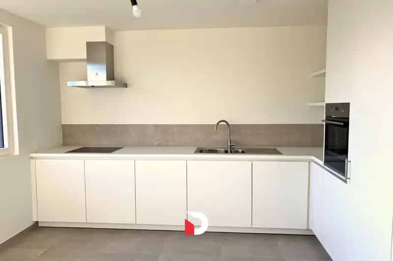 Modern Appartement 150m2 3 slaapkamers Garagebox