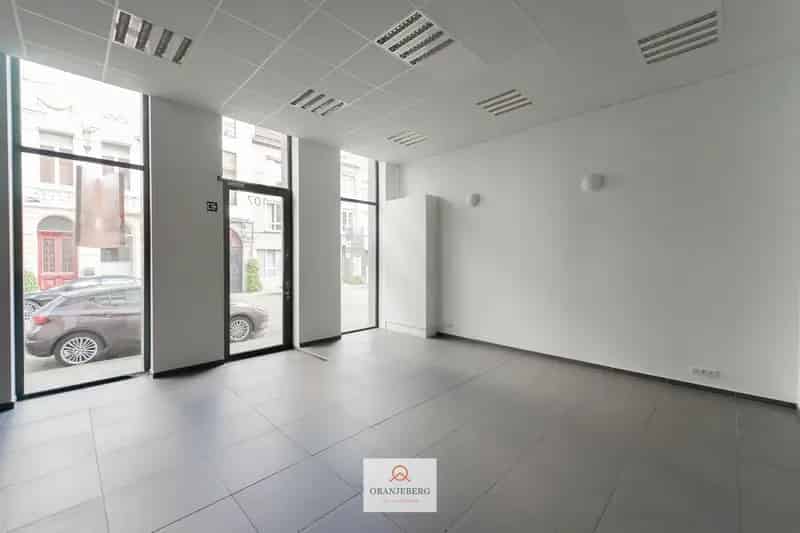 Handelspand 178 m²  te huur in Burgstraat