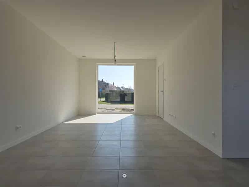 Knappe nieuwbouwwoning te huur in Waasmunster