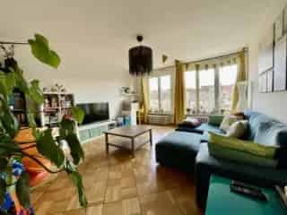 Huis gemengd gebruik te koop - Jette VBC79380


In optie