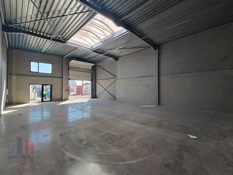 Nieuwbouw bedrijfsgebouw te huur in Oudenburg