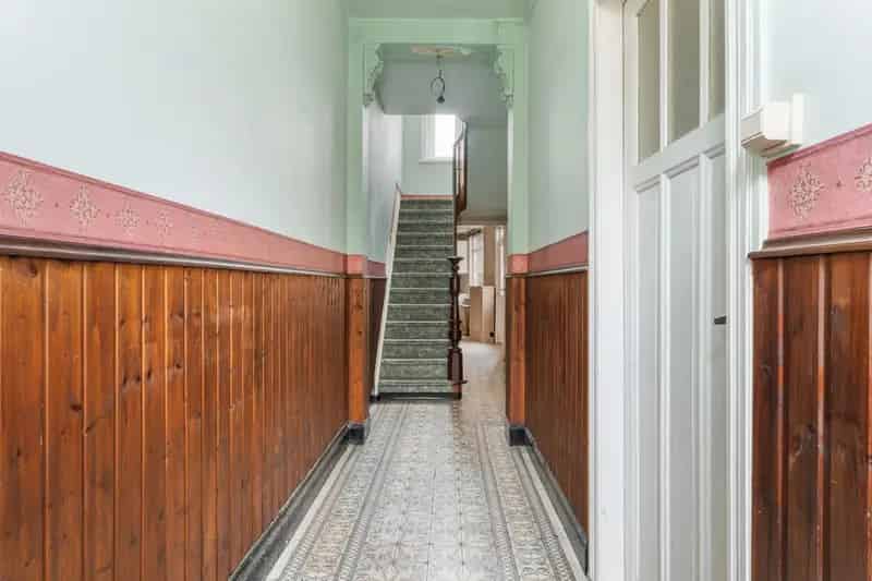 Te renoveren rijwoning Rumbeke