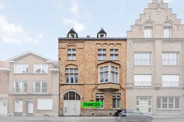 Herenwoning te koop Ieper Historische Stadskern
