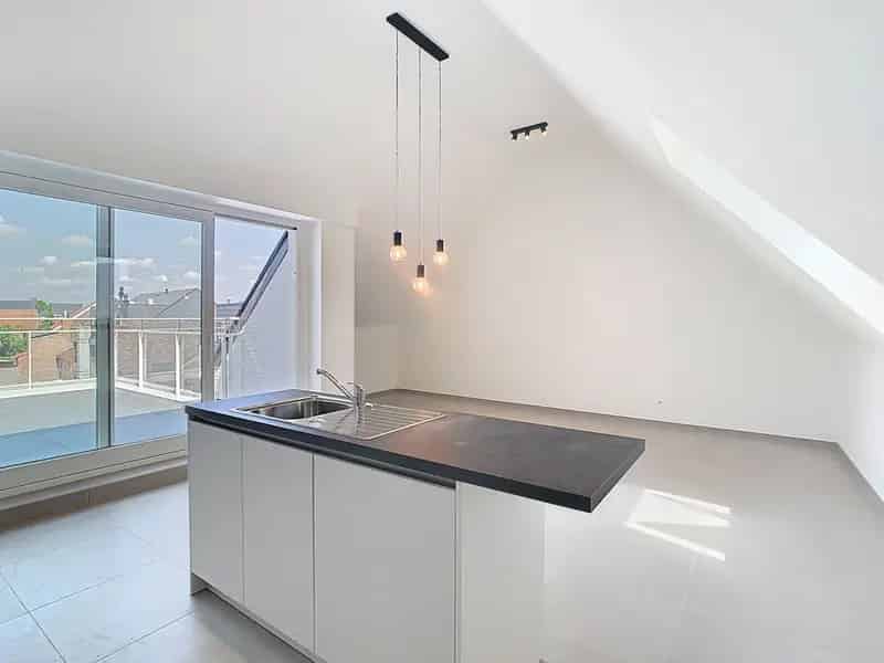 Prachtige penthouse te huur in hartje Zoutleeuw! 