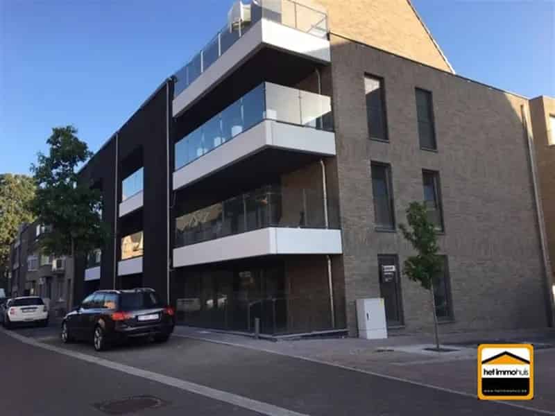 4 Ondergrondse Autostaanplaatsen te Koop Diepenbeek Centrum