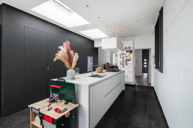 Lichtrijke en ruime woning op uitstekende ligging