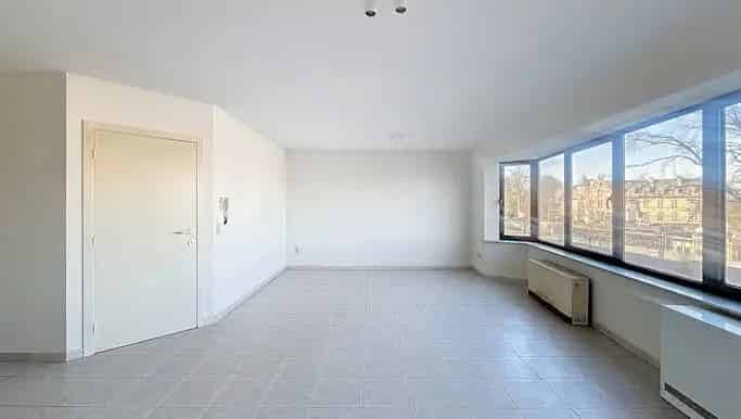 Appartement te koop in Koningin Astridplein 28, Eeklo - Dewaele