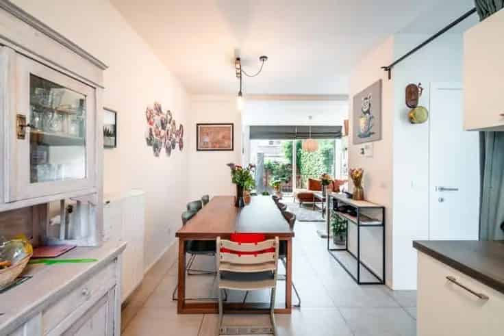 Huis Te Koop Antwerpen - 3 slaapkamers, Tuin & Parking