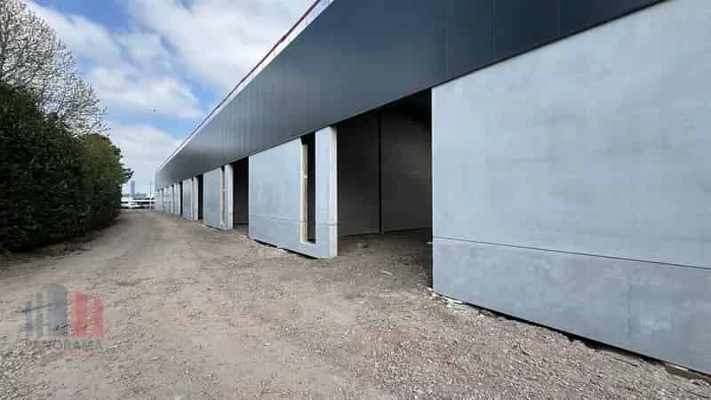 Nieuwbouw bedrijfsgebouw te koop in Puursesteenweg 374 Bornem