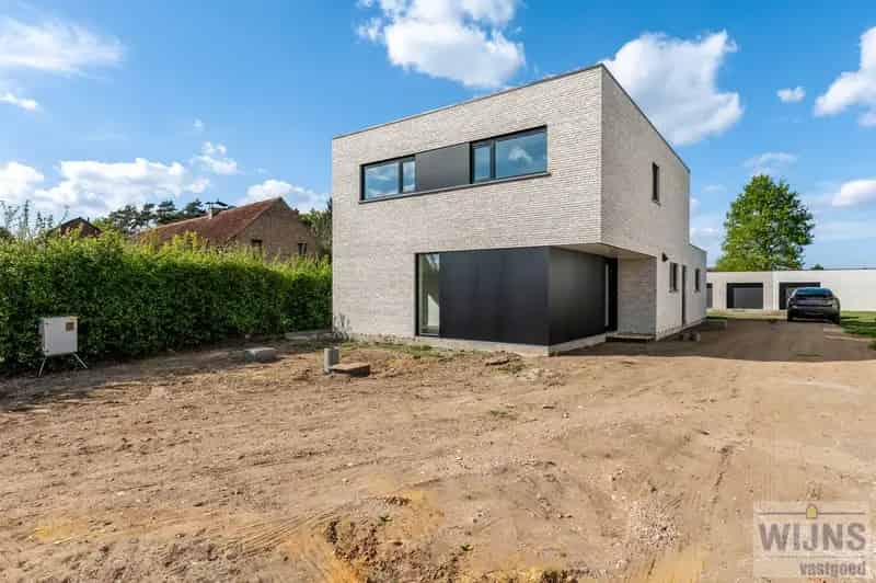 Moderne nieuwbouw open bebouwing op 861 m².