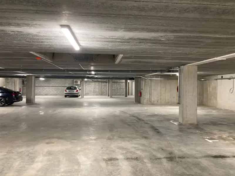 Ondergrondse autostaanplaats in het centrum van Heist-op-den-Berg
