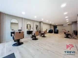Handelspand Kapsalon te Huur Marchienne-au-Pont