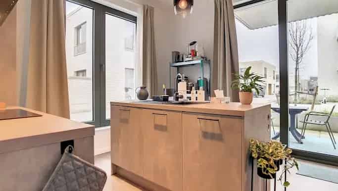 Gelijkvloers appartement te huur in Maria Van Sinaplein 2, Antwerpen Linkeroever - Dewaele