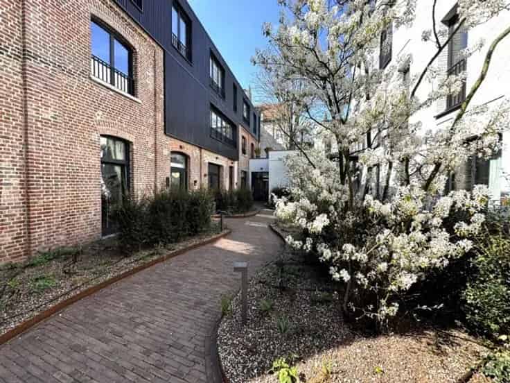 Studio Te Koop
