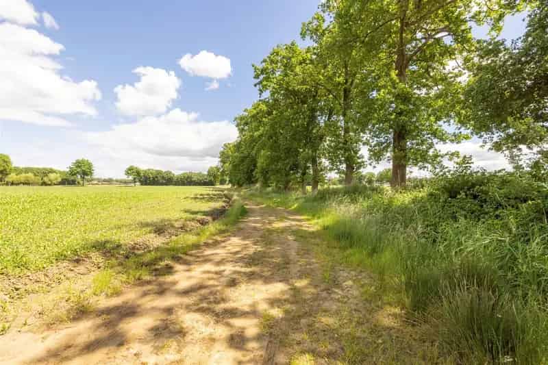 Perceel landbouwgrond 17489m²