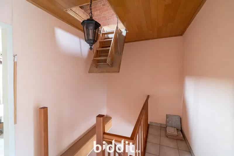 GOED GELEGEN WONING