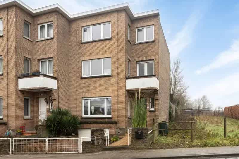 Ruime en gezellige woning met verrassend veel mogelijkheden!
