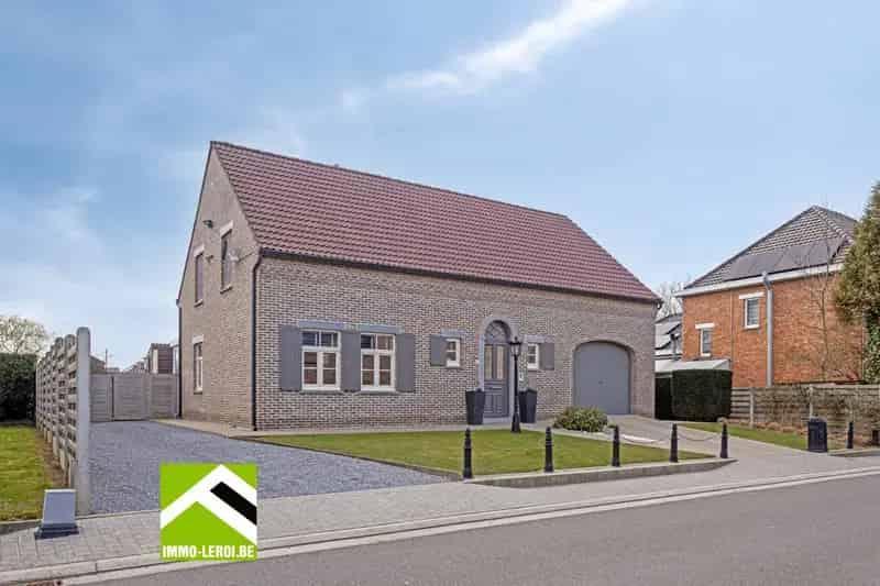 Ruime vrijstaande woning met 4 slaapkamers, mooi gelegen in Tongeren-Vreren