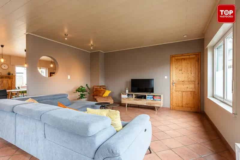 Energiezuinige villa met 4 slaapkamers, ruime tuin in een doodlopende straat