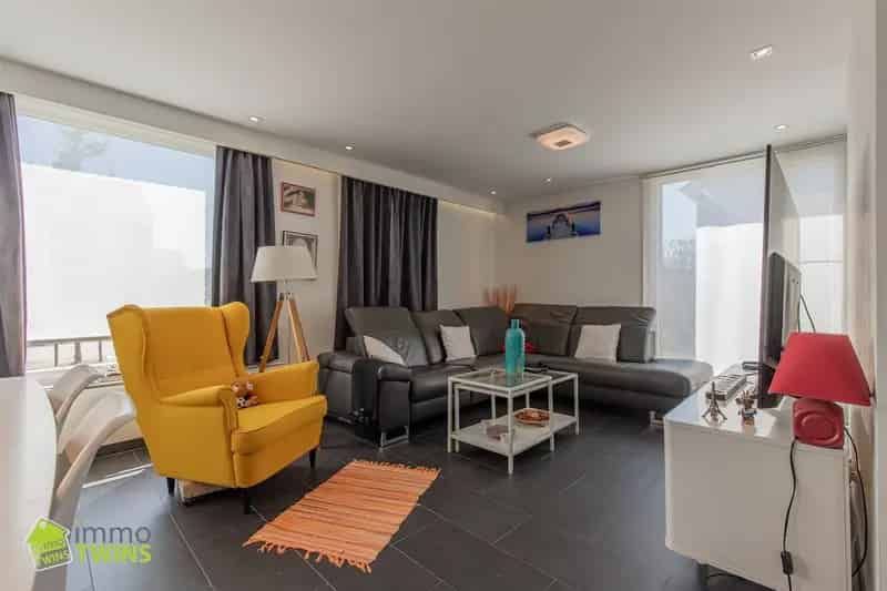 Centraal gelegen HOB met 3 slpks