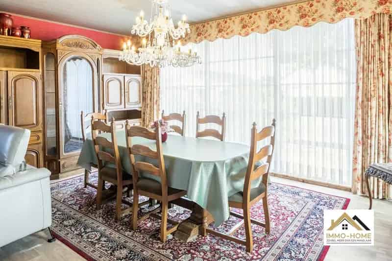 Ruime vrijstaande woning op topligging!