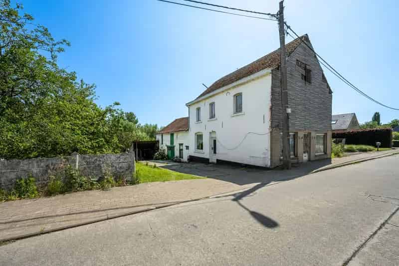 Projectgrond voor twee open bebouwingen of totaalrenovatie