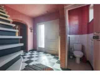 Huis te Koop Kuurne 7 Slaapkamers Tuin