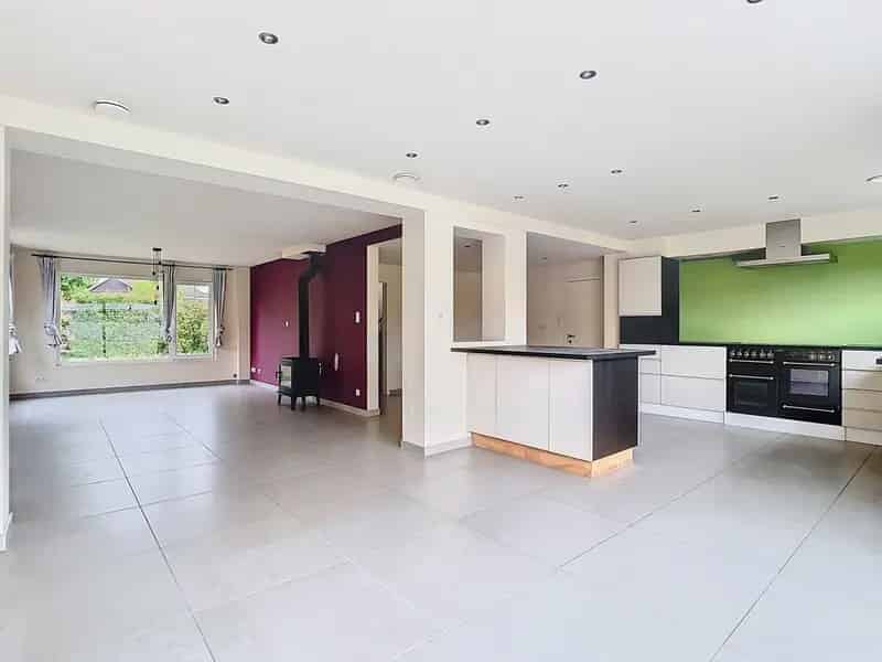 Te Meise, Charmante Woning met 3 SLPK, grote tuin én garage!