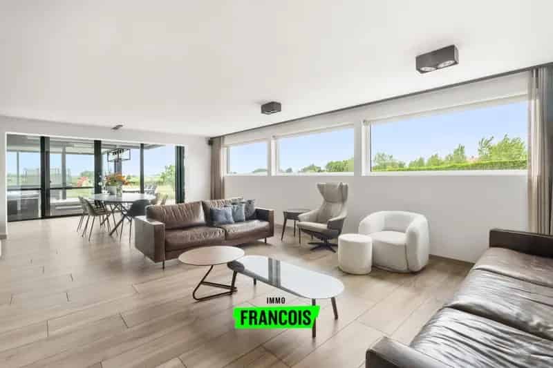 Exclusieve Energiezuinige Villa met 8 Slaapkamers op 5.042 m² in Bredene