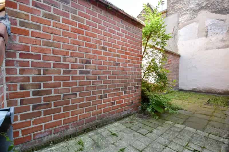 Ruime lichtrijke hoekwoning met 3 slpk - tuin - terras - kelder