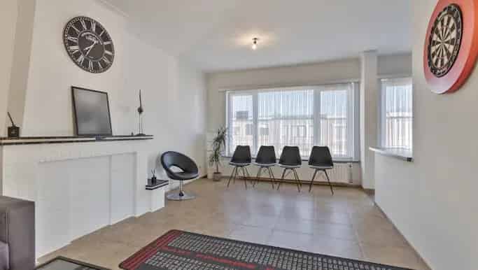 Appartement te koop in Frans Versmissenlaan 8, Deurne - Dewaele
