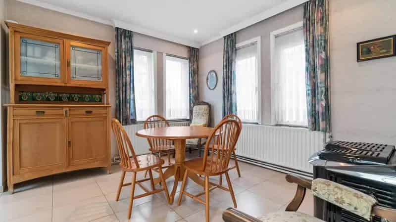 SINT JORIS WINGE - grote woning met grote tuin
