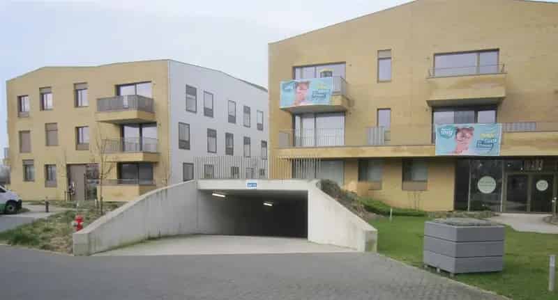 Ondergrondse autostaanplaats in centrum Breendonk