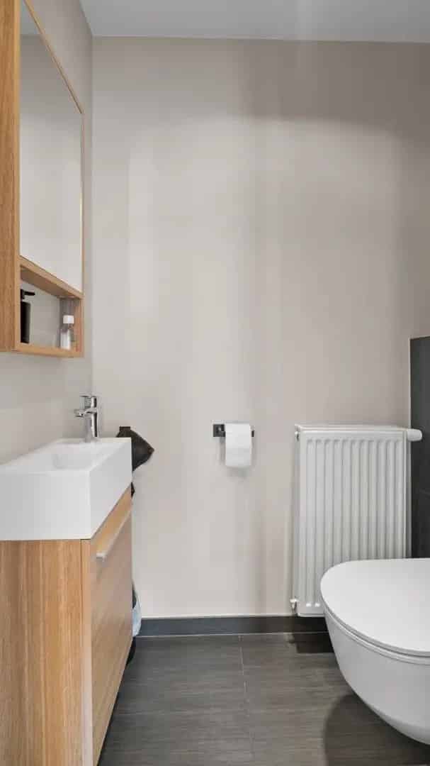 Gerenoveerde woning met 2 badkamers en 3 slpkrs in Houthalen