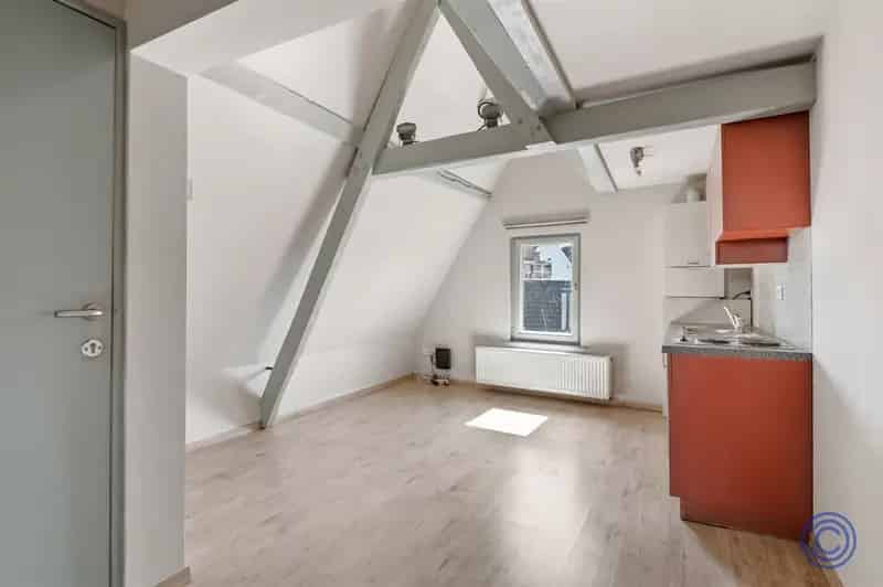 Antwerpen Studio te Huur Grote Goddaard Uniek Uitzicht Kathedraal