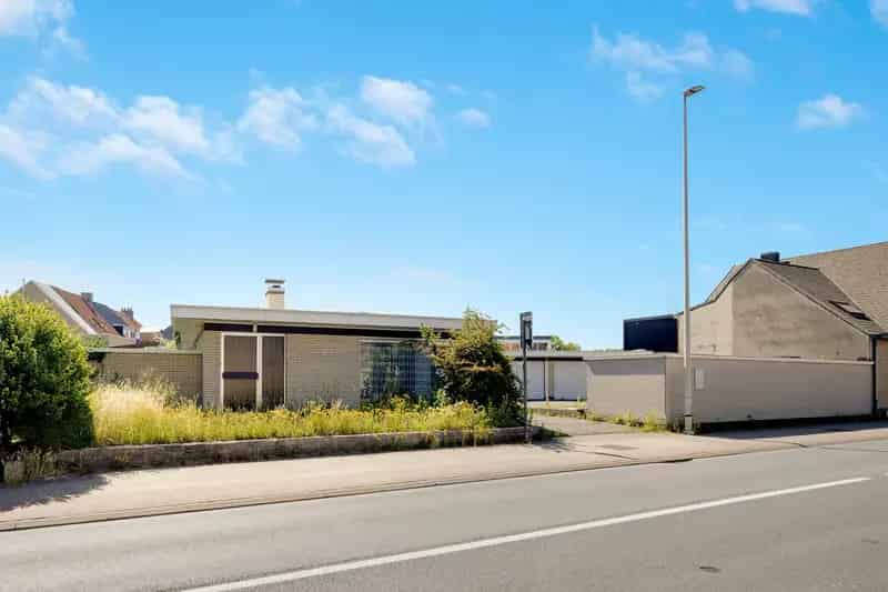 Huis te koop Dendermonde: 3 slaapkamers, garages en projectgrond