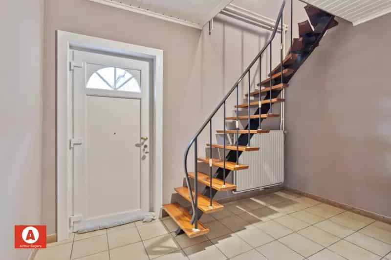Solide woning met 4 slaapk. in Opdorp (achteraan bereikbaar)