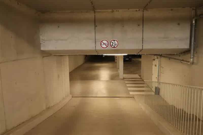 Overdekte parkeerplaats te koop in Antwerpen