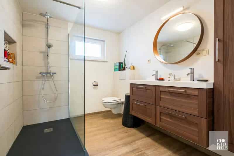 Hedendaags wonen op een rustige locatie.