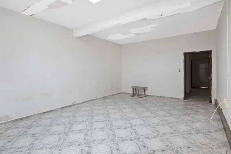 Op te frissen woning met 4 slpks in Mechelen!