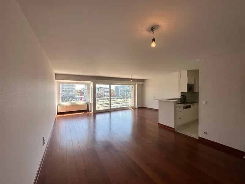Appartement te koop Oostende: 2 slaapkamers, jachthaven zicht