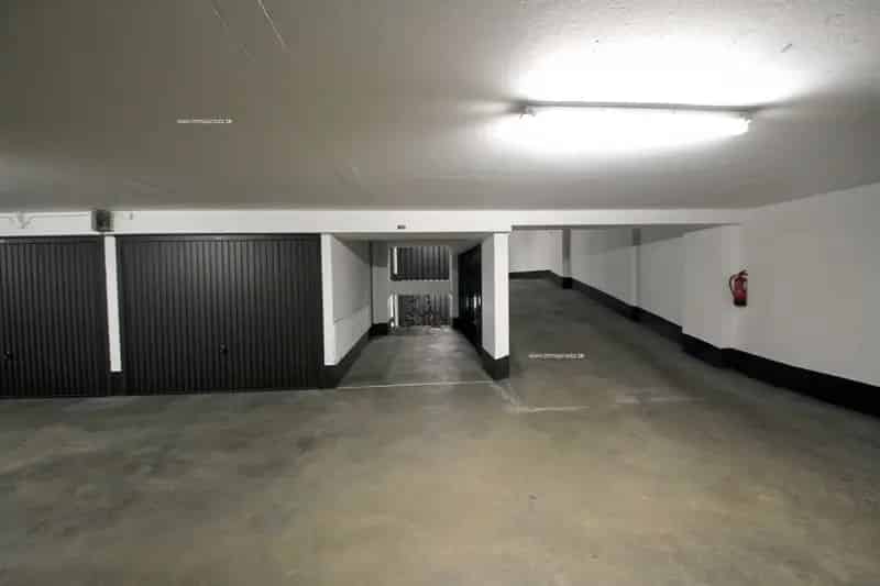 Garage / staanplaats te huur in Albatros Heist-aan-Zee