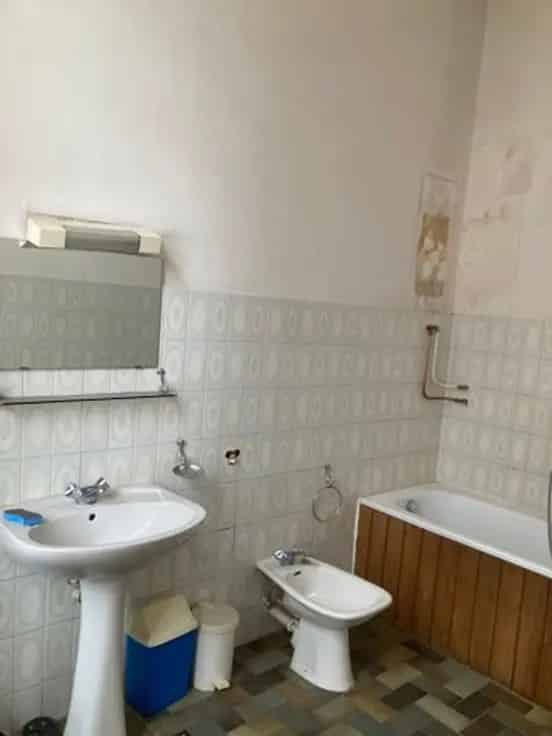 Studio Te Koop
