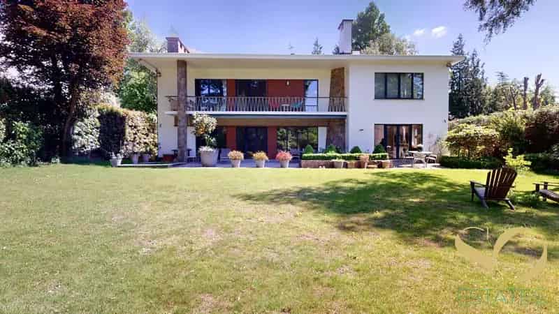 Architectenwoning Ukkel Jasinski te koop
